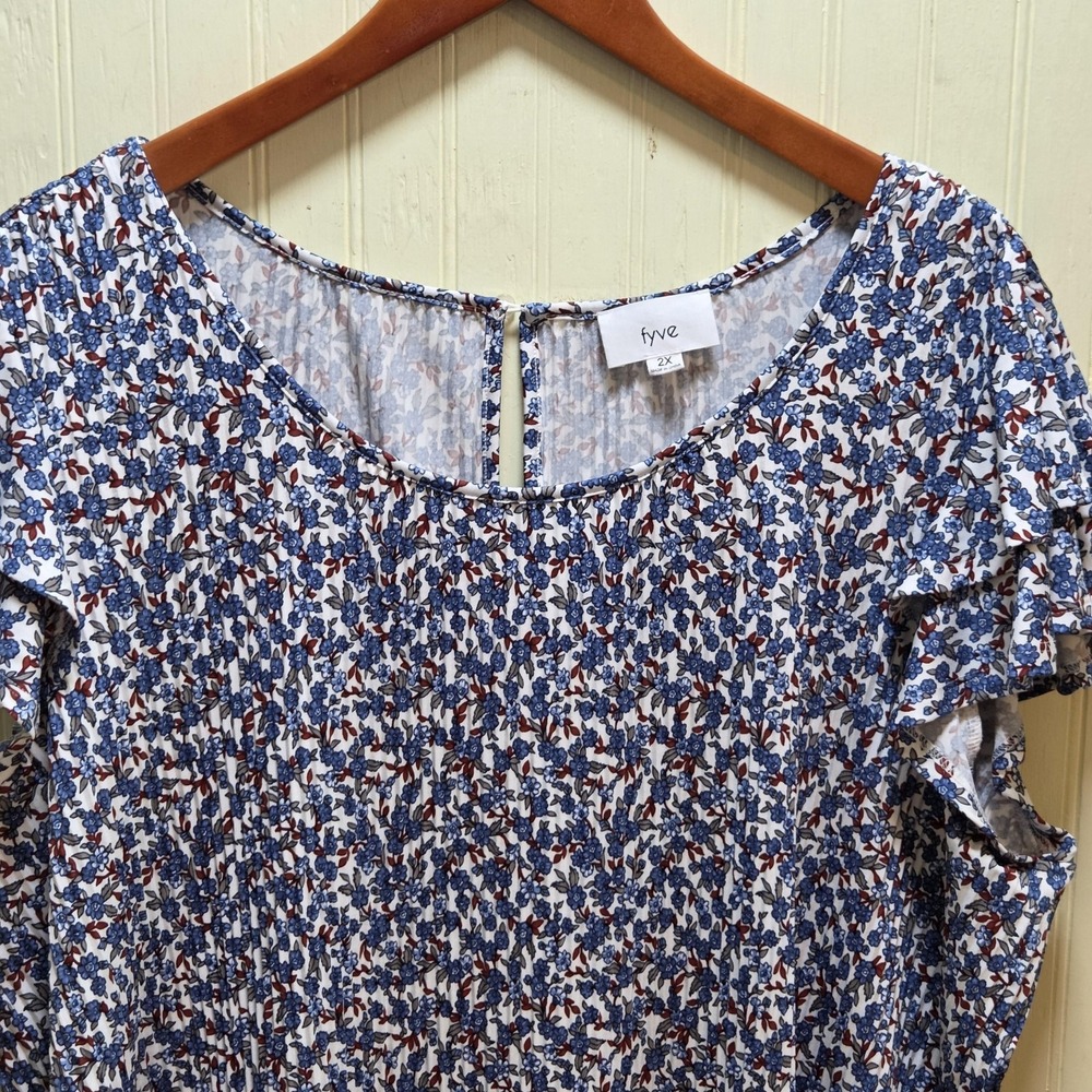Fyve Blouse Womens Plus 2X Blue Floral Ruffle Flutter Sleeve Tunic Jersey Top